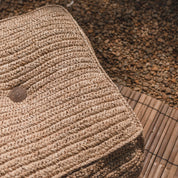 Padar raffia pouf