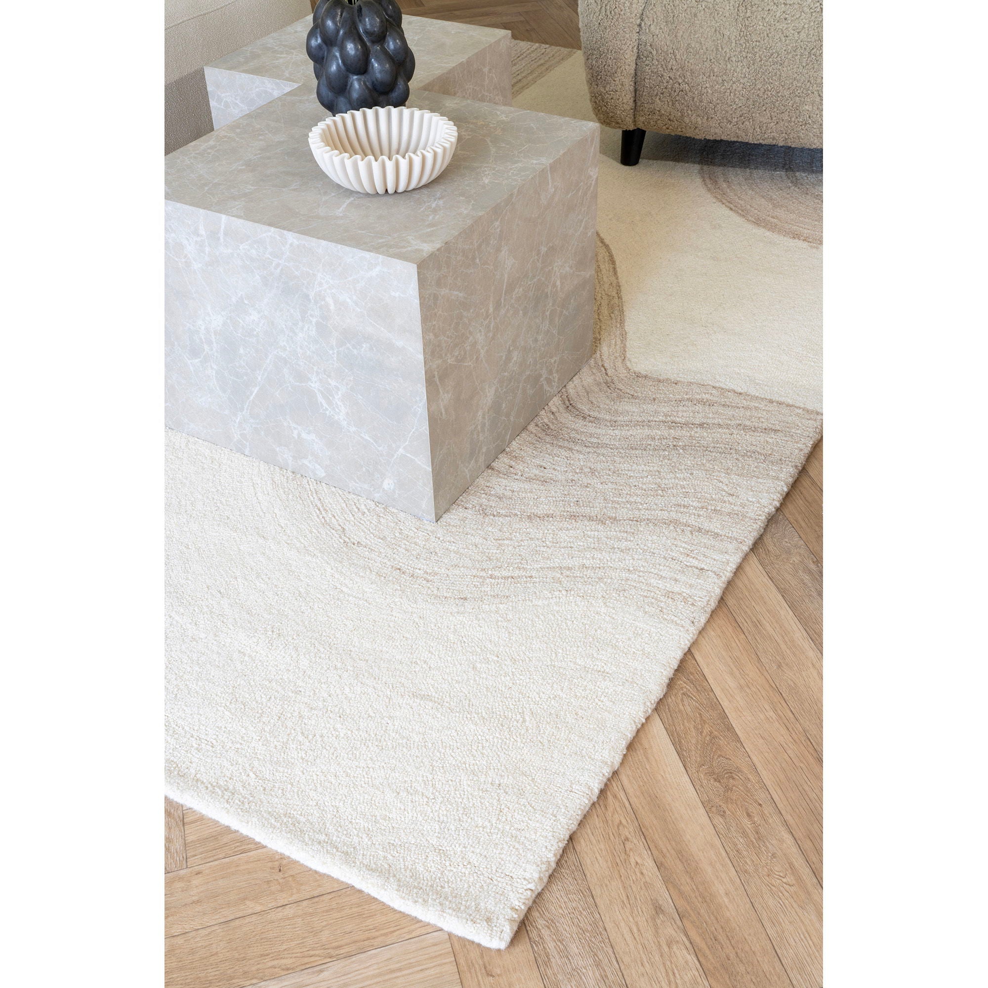 Aila 160x230cm wool rug – Light brown & Ivory