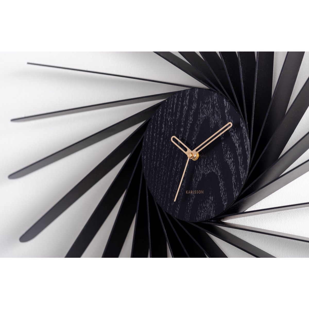 Timeless Artisan Wall Clock Crafted from Premium Natural Materials